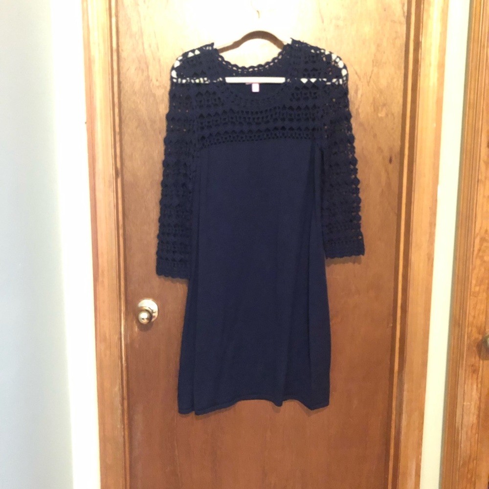 Lilly Pulitzer navy sweater dress size large
